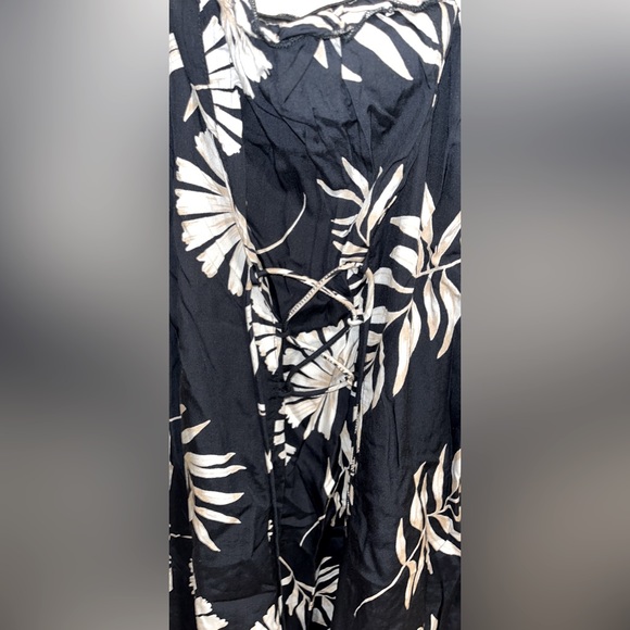 Sisstrevolution dress. - Picture 2 of 3